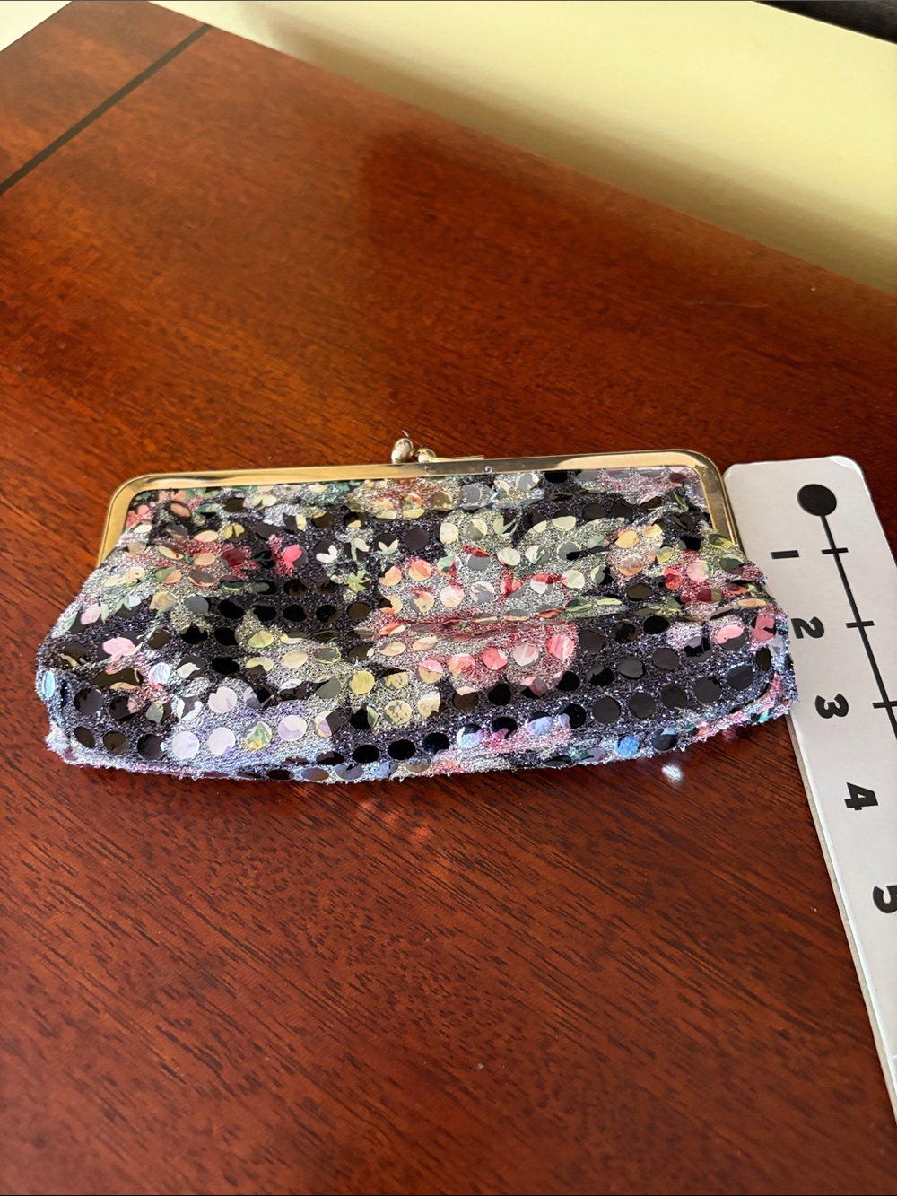 Vintage Floral Sequined Clutch Purse Made In Italy - Picture 8 of 8
